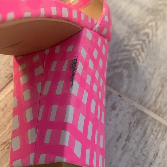 Lilly Pulitzer Amber Lynn Sandals size 9 in pink Tropics - Picture 9 of 13